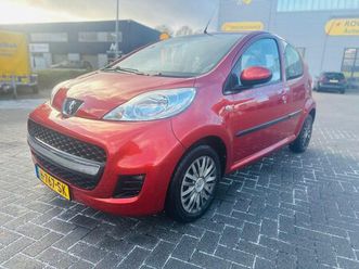 peugeot 107 - 1.0-12v xr