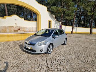 toyota auris 1.8hsd 136cv nacional maio/12