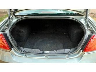 fiat linea absolute 1.9/1.8 flex dualogic 4p 2010