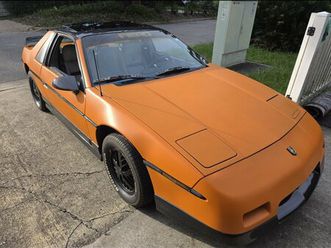 1986 pontiac fiero se