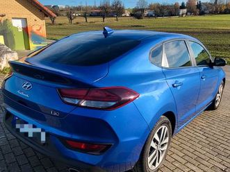 hyundai i30 1.4 t-gdi trend fastback trend