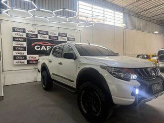 tri. outdo. gls 2.4 cd 4x4 die. aut