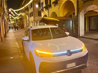 volkswagen vw tiguan ibrida r line - permute