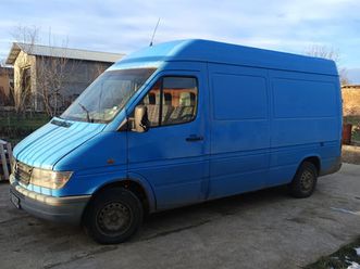 mercedes-benz sprinter 208 208d