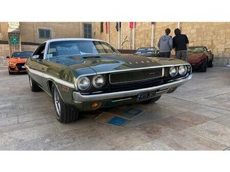 1970 dodge challenger vert foncé automatique conduite à g...