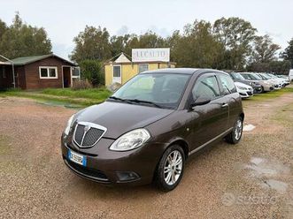 lancia ypsilon 1.4 b/gpl anno 2009 201.000 km