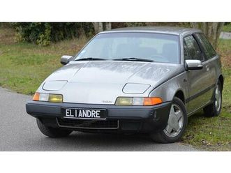 1992 volvo 480 gris automatique, 4 vitesses conduite à ga...