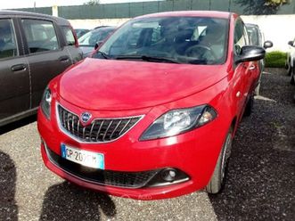 1.0 hybrid 5 porte gold