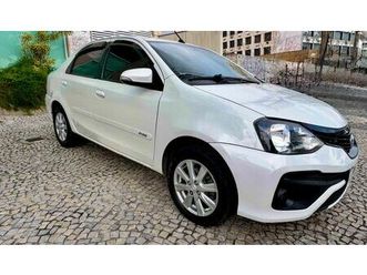 x plus sedan 1.5 flex 16v 4p aut.