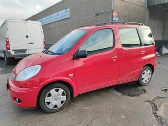 toyota yaris verso 1.3. klimaanlage, tüv, fahrbereit