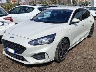 FORD FOCUS st-line-1-0-ecoboost-hybrid