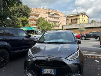 toyota yaris 1.0 trend