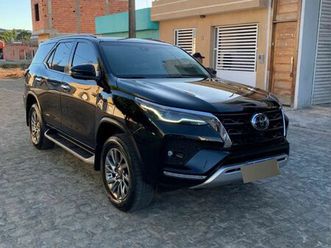 toyota hilux sw4 srx 4x4 7 lugares dies. aut. 2022