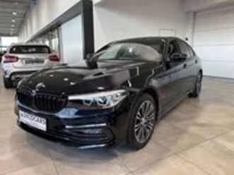 hybrid // carplay - navi - leder //