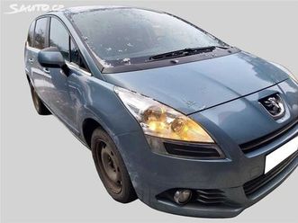 peugeot 5008 1.6 hdi, automatická klima
