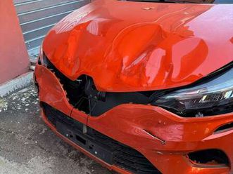 clio v 1.0 sce business 65cv my21