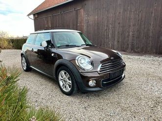 mini cooper d • panorama • keyless • navi • xenon
