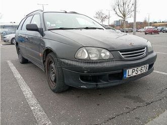 toyota avensis 1.6 linea sol t22