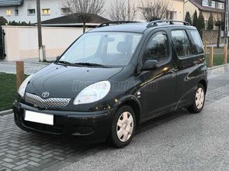 toyota yaris verso 1.5 luna 1.5 benzin