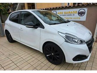 peugeot 208 puretech 82 5 porte black line