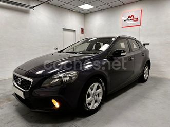 volvo v40 cross country 1.6 d2 momentum