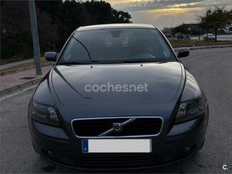 volvo s40 2.0d kinetic