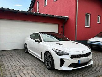 kia stinger 3.3 benzin mit 366ps