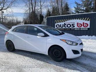 2014 hyundai elantra gt ( manuelle - très propre )