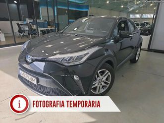 toyota c-hr 1.8 hybrid comfort 122cv agosto/22