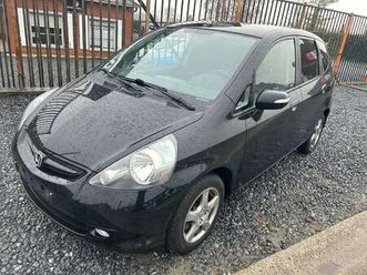 jazz 1.4i ls automatique - gps - camera - clim