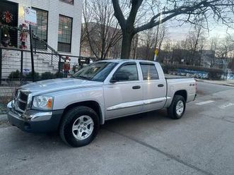 2005 dodge dakota 4x4