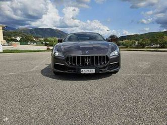 quattroporte 3.0 v6 granlusso q4 430cv auto my19