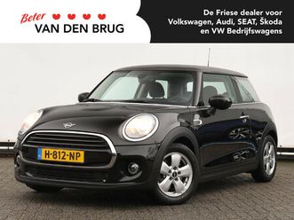 mini mini 1.5 cooper 136 pk | airco | cruise control | navigatie | app-connect