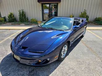 2002 pontiac firebird convertible. hard loaded extra clean great miles