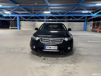 tourer 2,4 executive navi at