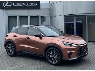 lexus lbx emotion 2wd direct leverbaar premium pack stoelverw full-led keyless stoelverw stuurverw