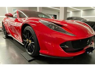 FERRARI 812 SUPERFAST ferrari-812-superfast-led-lenkrad-beifahrerdisplay-lift