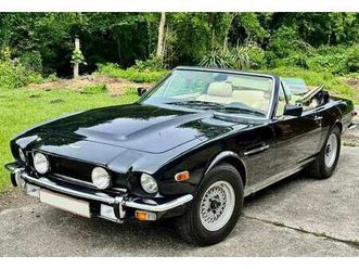 aston martin v8 volante