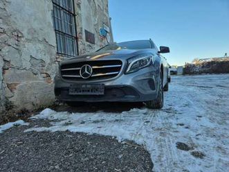 mercedes-benz gla-klasse gla 200 245 g 1.6