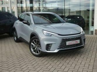 ② lexus lbx hybrid elegant +leder+elektrische koffer+gsm lader — lexus — 2ememain