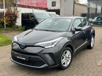 ② toyota c-hr//automatique/hybride — toyota — 2ememain