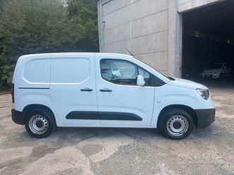 opel combo cargo 1.5 diesel 100cv pc 650kg edition