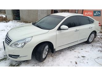 nissan teana 2010
