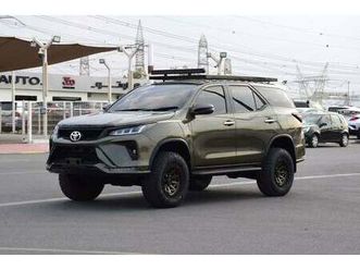 toyota fortuner vx2 4x4 diesel 2.8l (right hand)