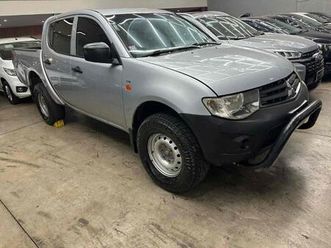 mitsubishi l200 triton gl 3.2 cd tb int. dies. mec.