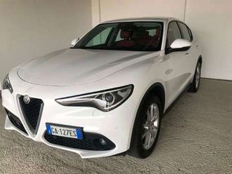 ALFA ROMEO STELVIO Q4^ stelvio-2017-2-2-t-b-tech-q4-210cv-auto