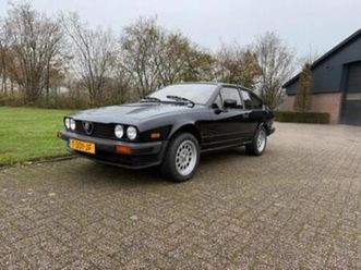② alfa gtv6 uit 1985 met airco en 2.5 motor — oldtimers & ancêtres — 2ememain