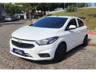 hatch lt 1.0 8v flex mec. 4p