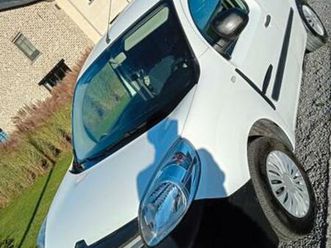 ② renault kangoo 1.5 dci ,2017, 145000 km ,2 pers — camionnettes & utilitaires — 2ememain