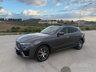 maserati levante v6 diesel 275 cv awd gransport